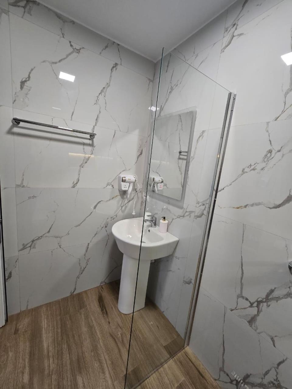 סרנדה Aila Apartment מראה חיצוני תמונה