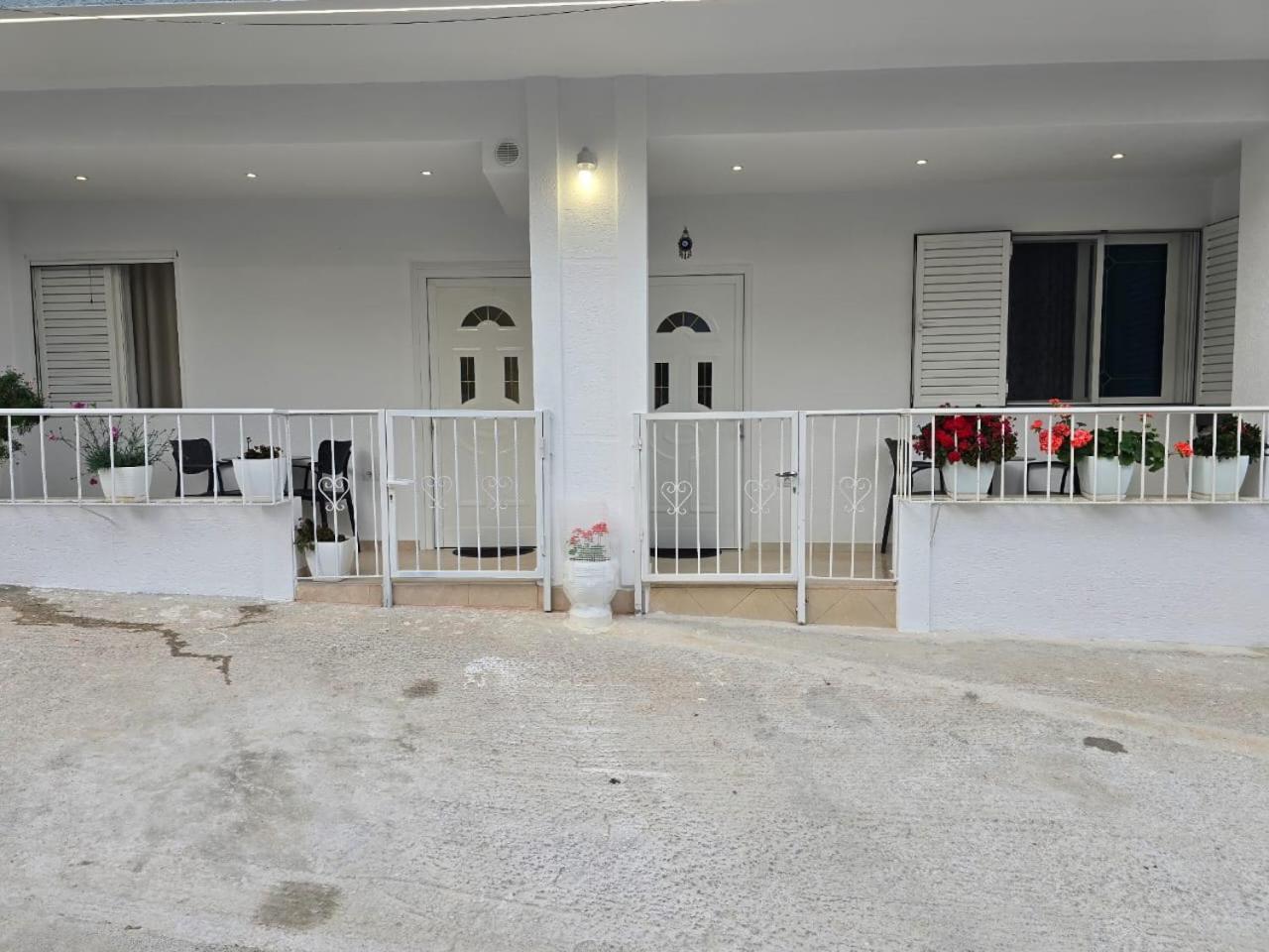 סרנדה Aila Apartment מראה חיצוני תמונה