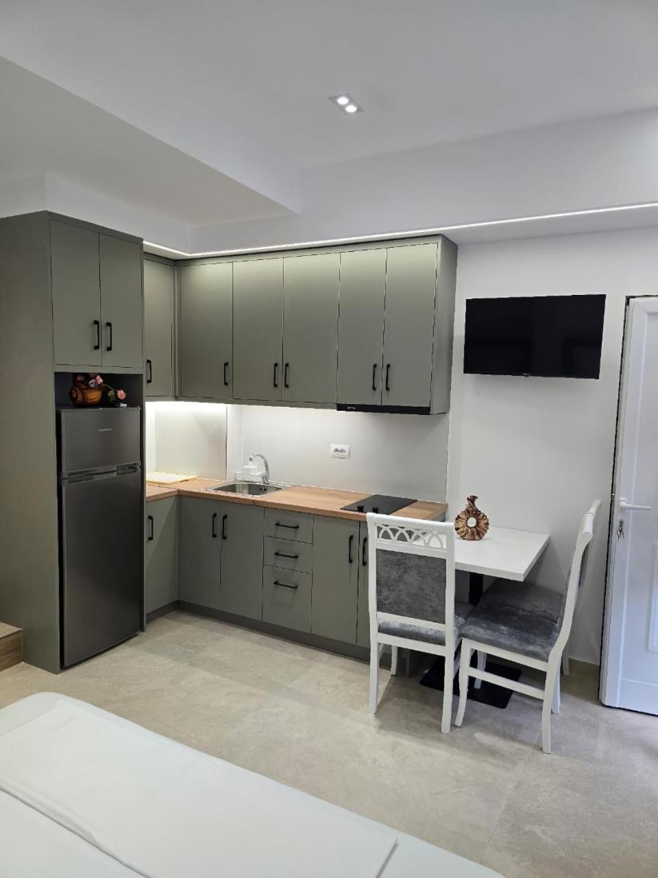סרנדה Aila Apartment מראה חיצוני תמונה