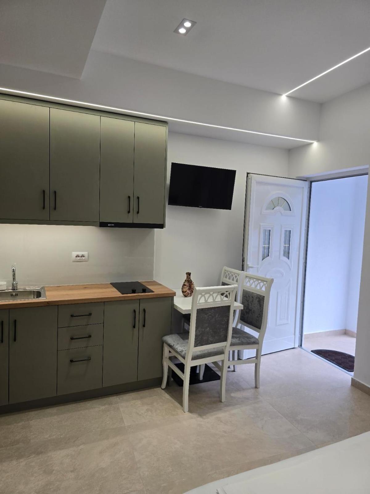 סרנדה Aila Apartment מראה חיצוני תמונה